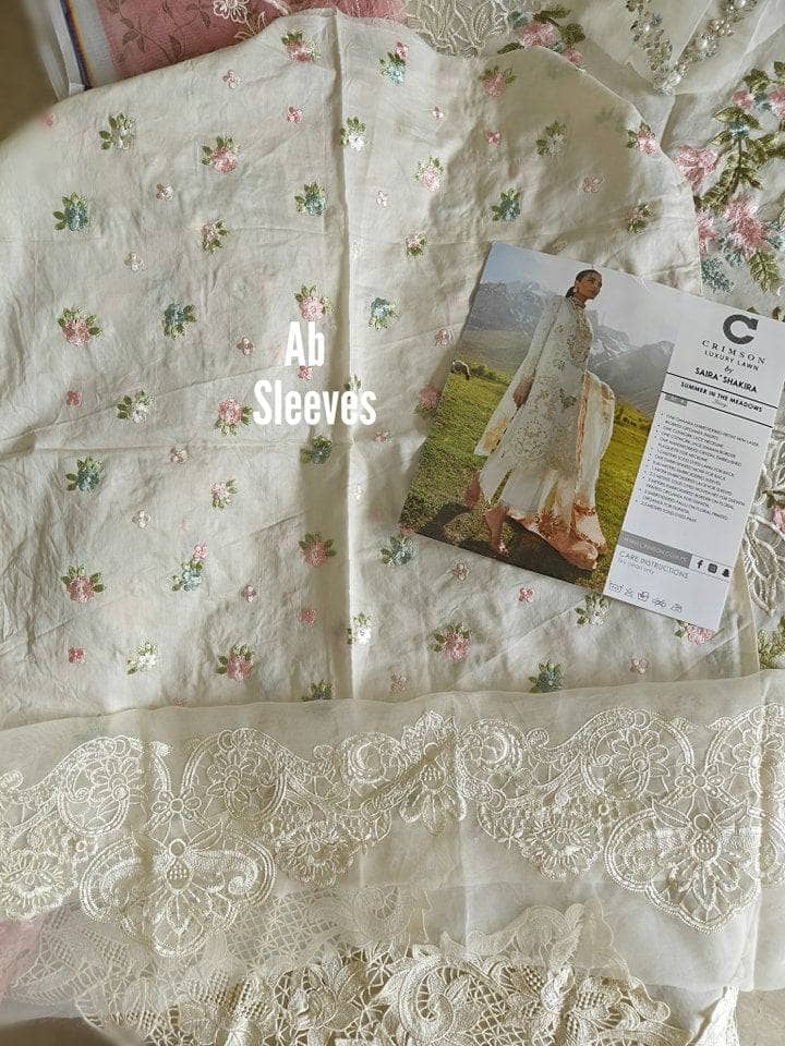 img_open_pic_crimson_lawn_23_awwal_boutique