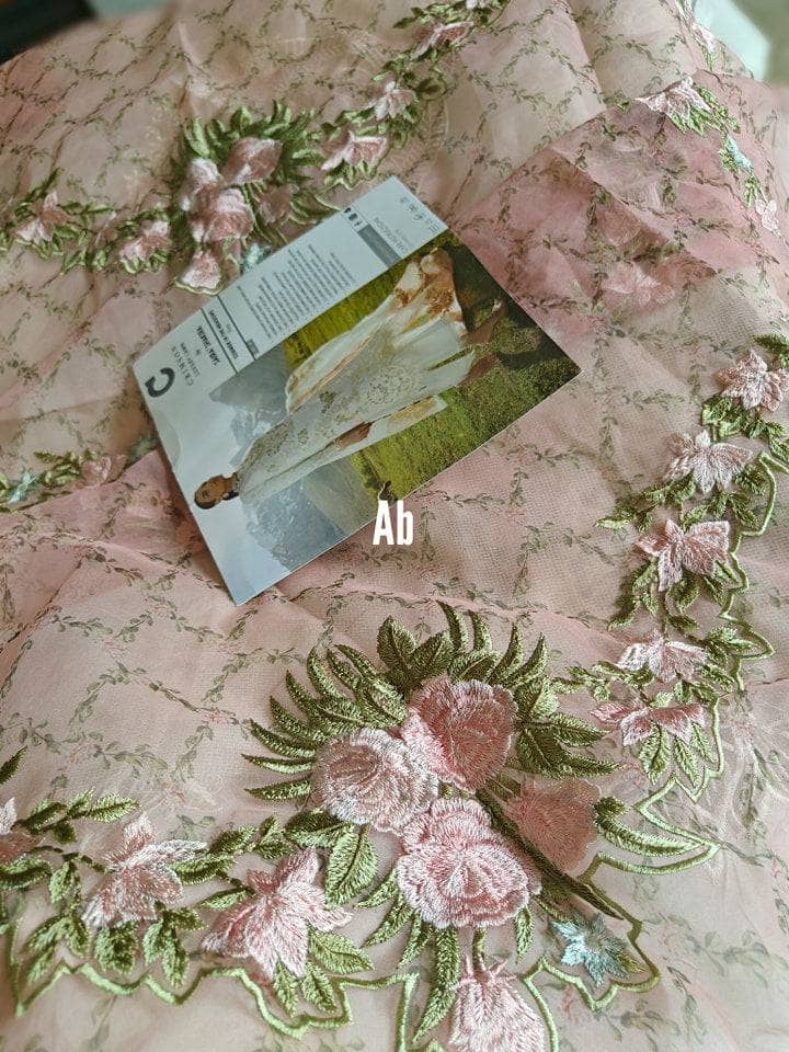 img_open_pic_crimson_lawn_23_awwal_boutique