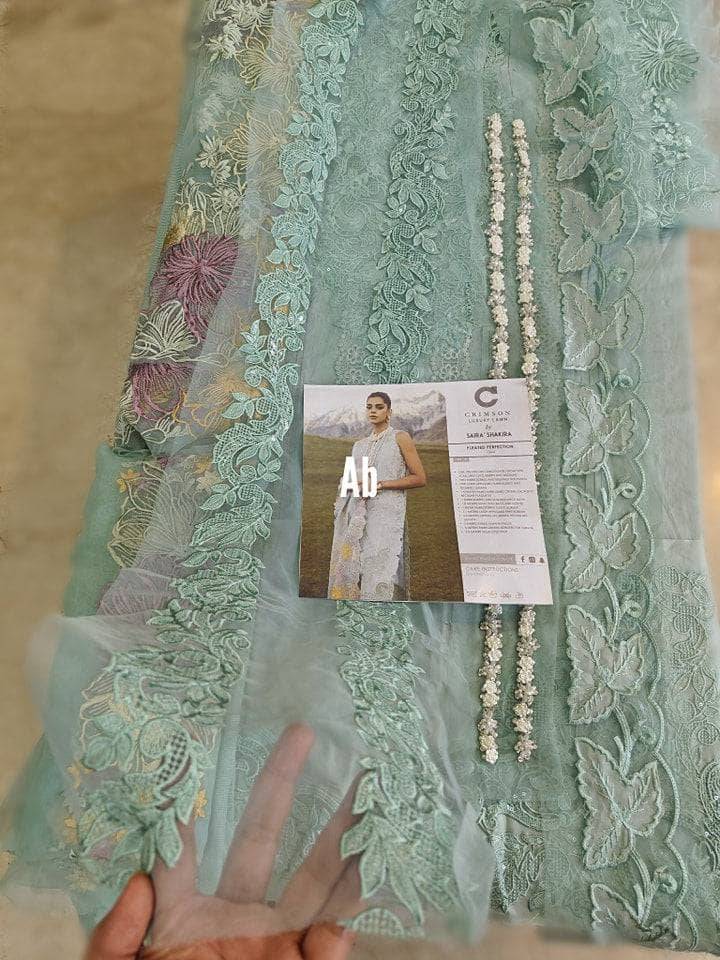 img_crimson_lawn_23_awwal_boutique