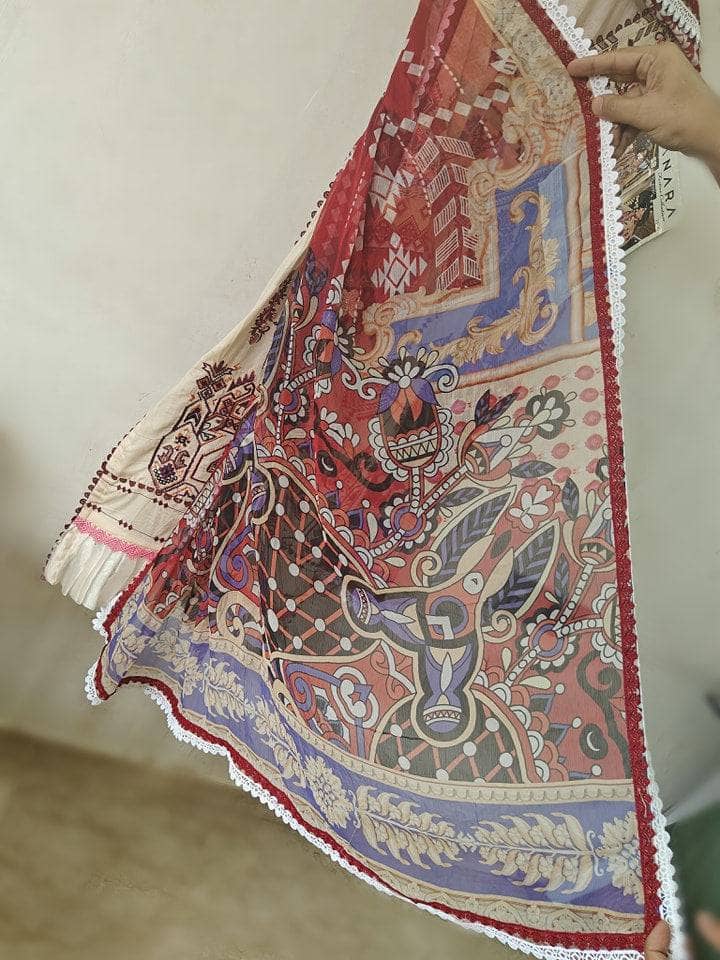 img_stitched_pakistani_suits_awwal_boutique