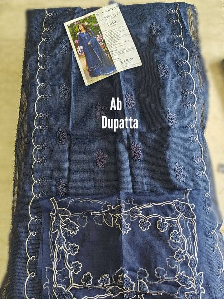 img_open_pic_qalamkar_chikankari_lawn_23_awwal_boutique