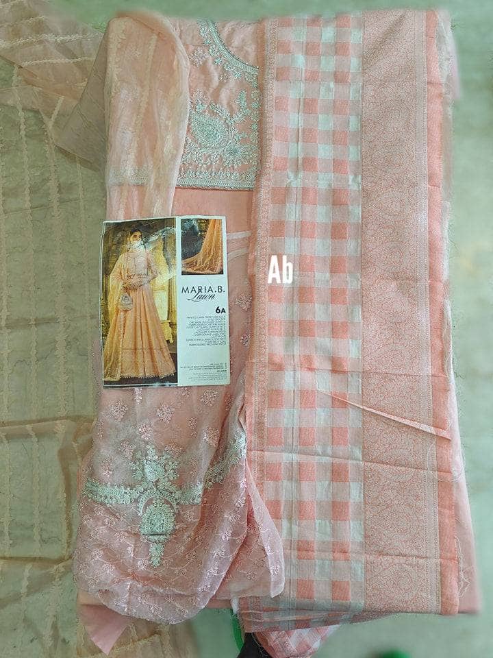 img_maria_b_lawn_23_awwal_boutique