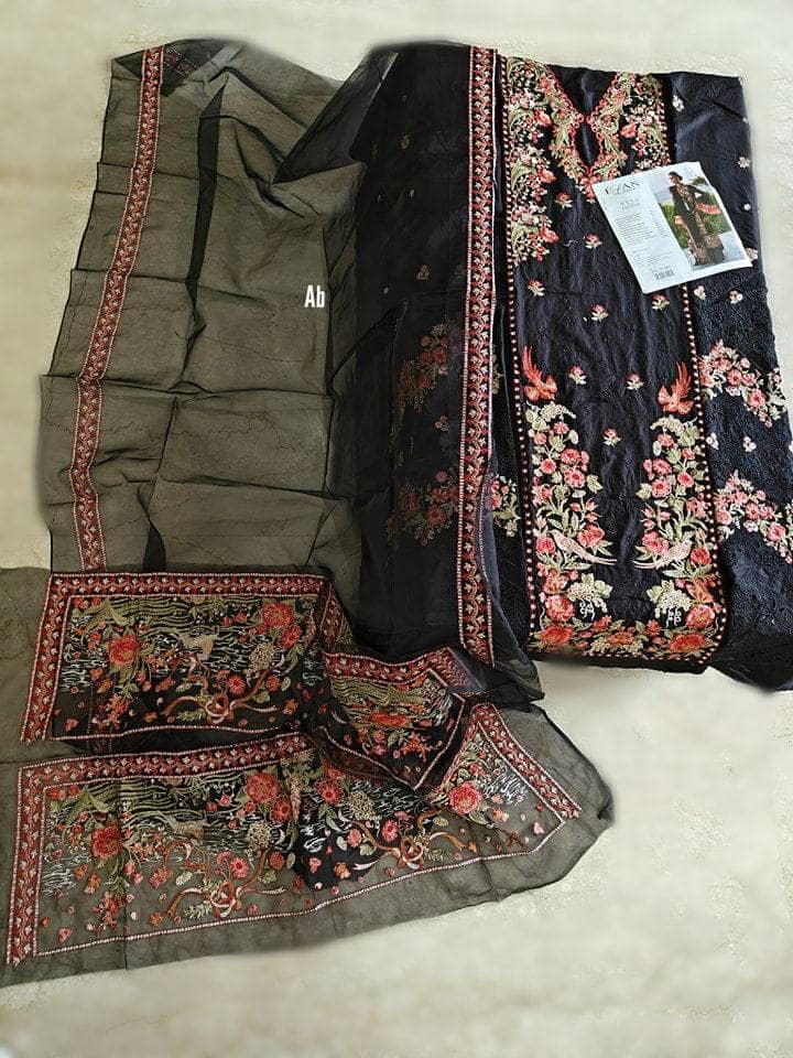 img_open_pic_elan_lawn_23_awwal_boutique