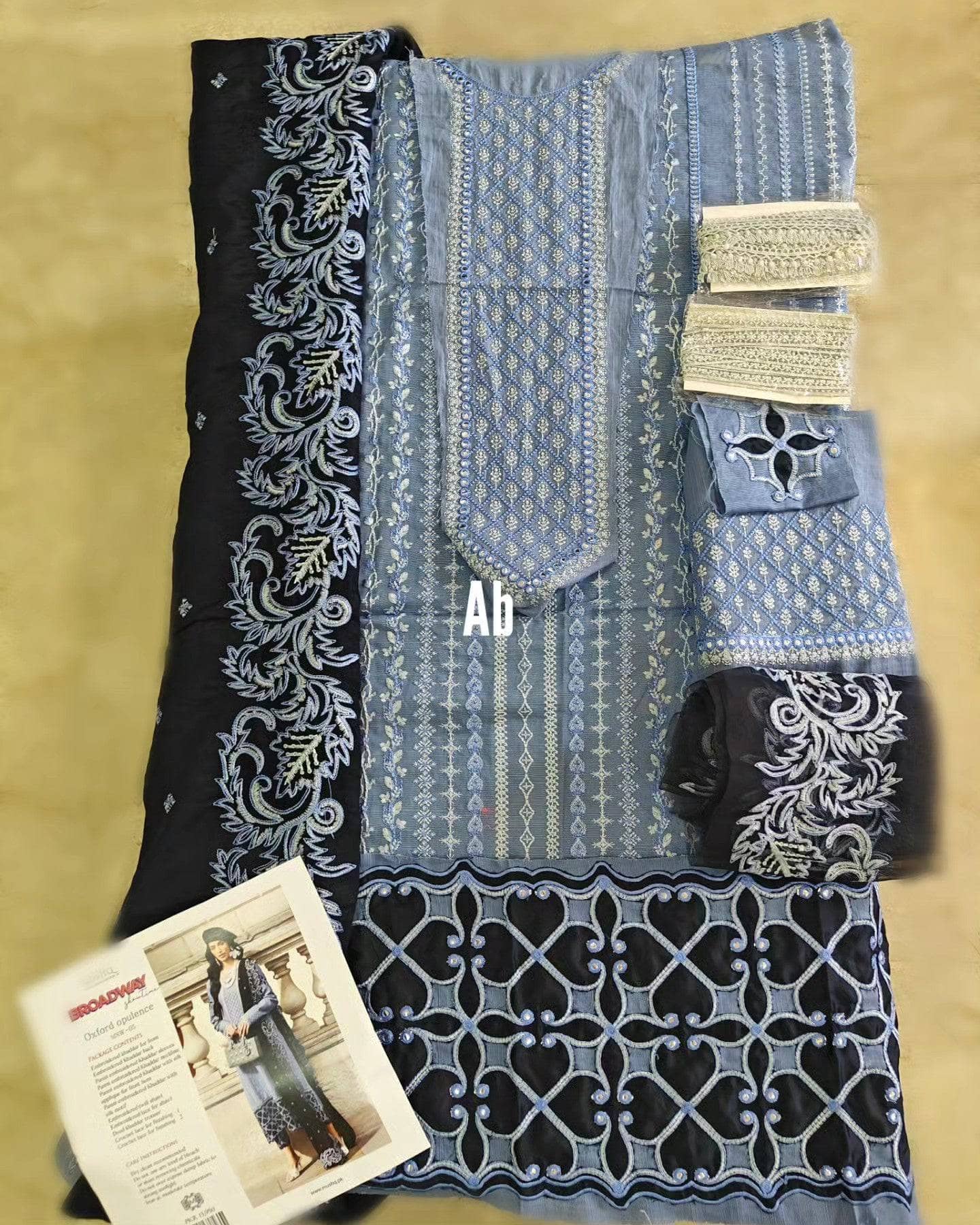 img-mushq-broadway-awwal-boutique