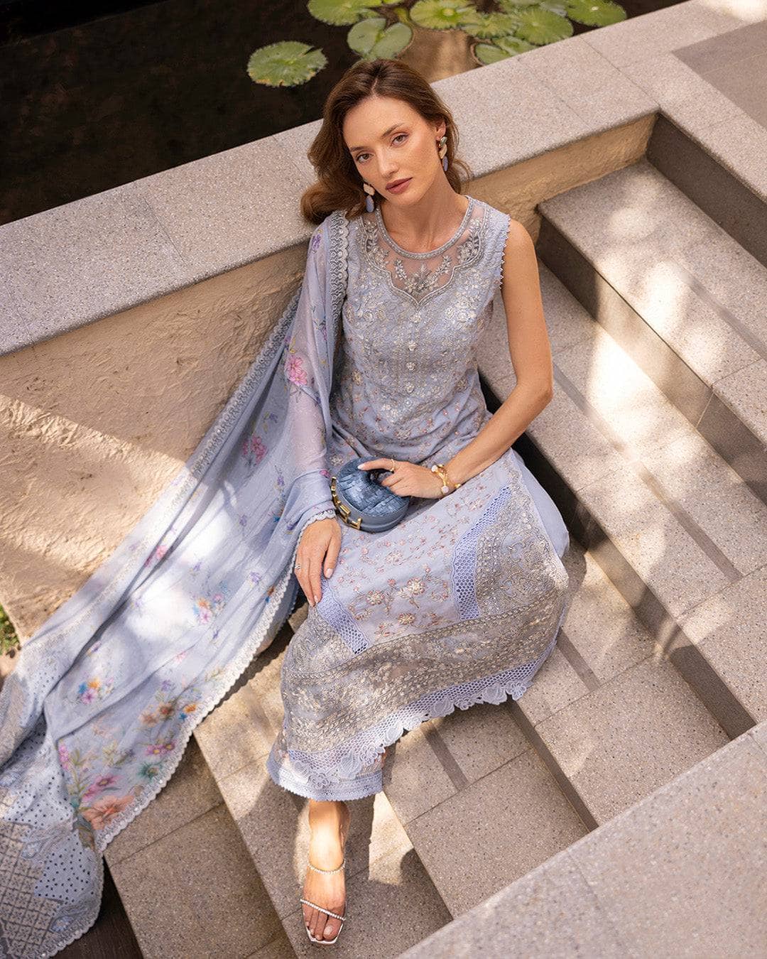 img_faiza_saqlain_lawn_tara_sutaria_awwal_boutique