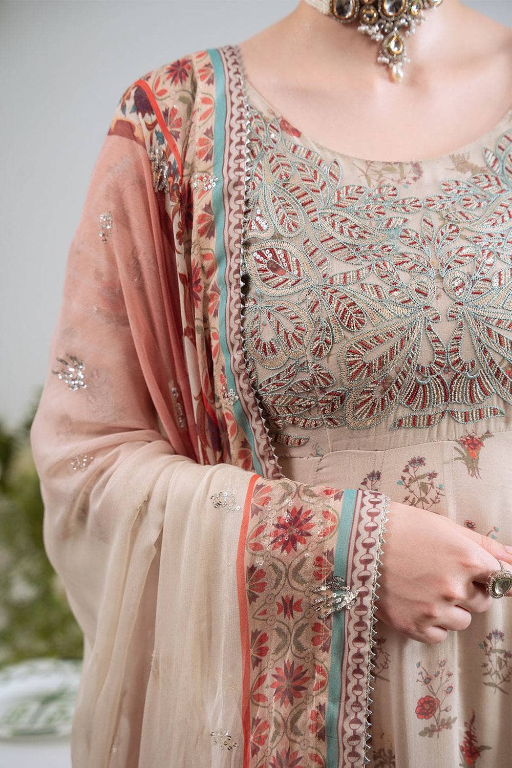 img_nureh_amaya_awwal_boutique