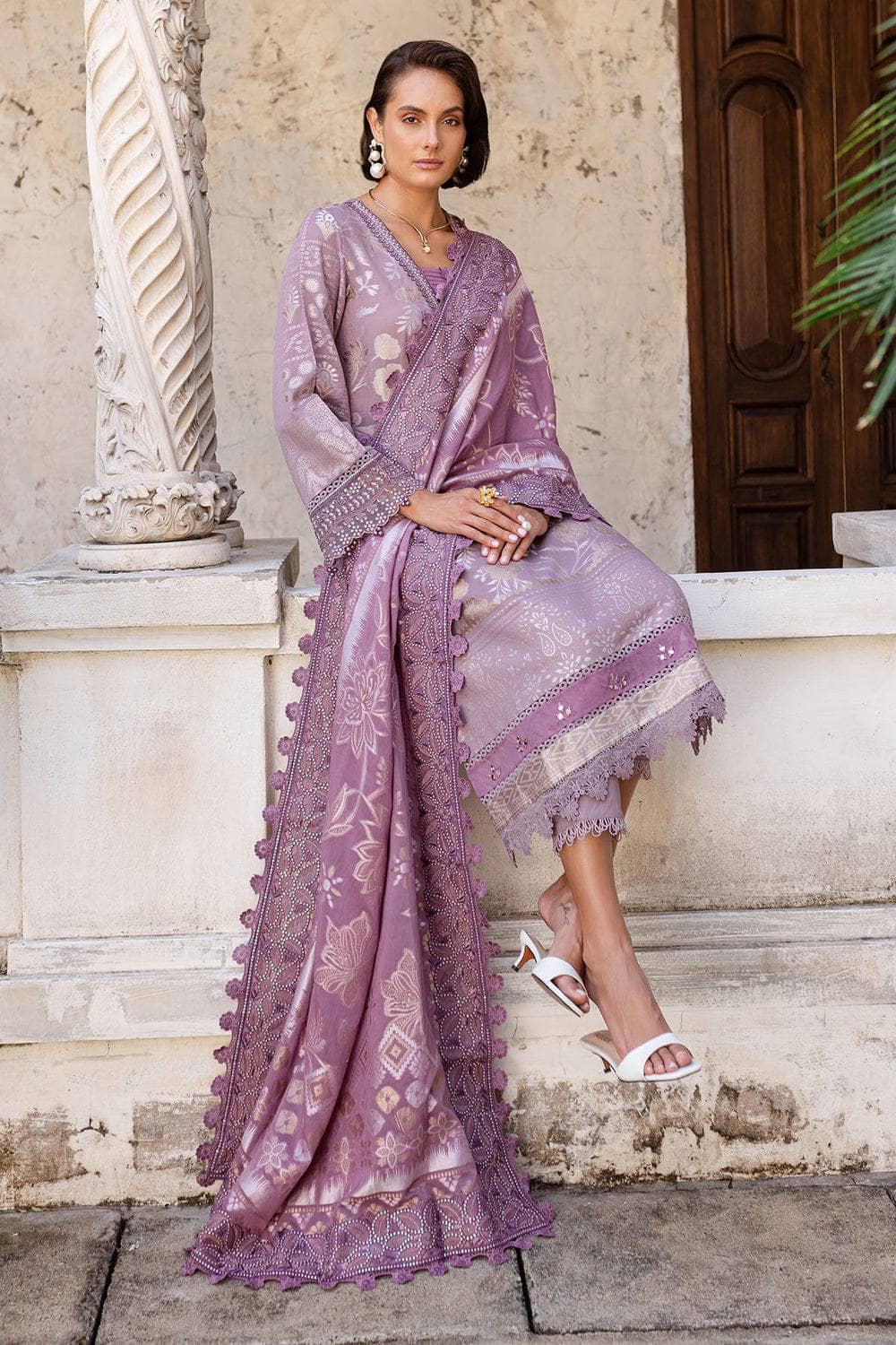 img_nureh_summer_jacquard_exclusive_lawn_awwal_boutique