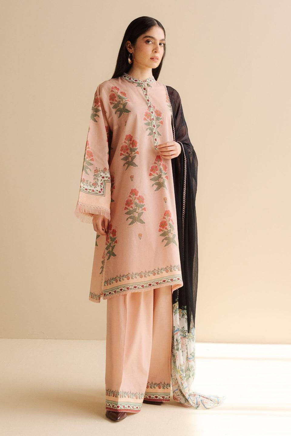 img_zara_shahjahan_coco_prints_awwal_boutique