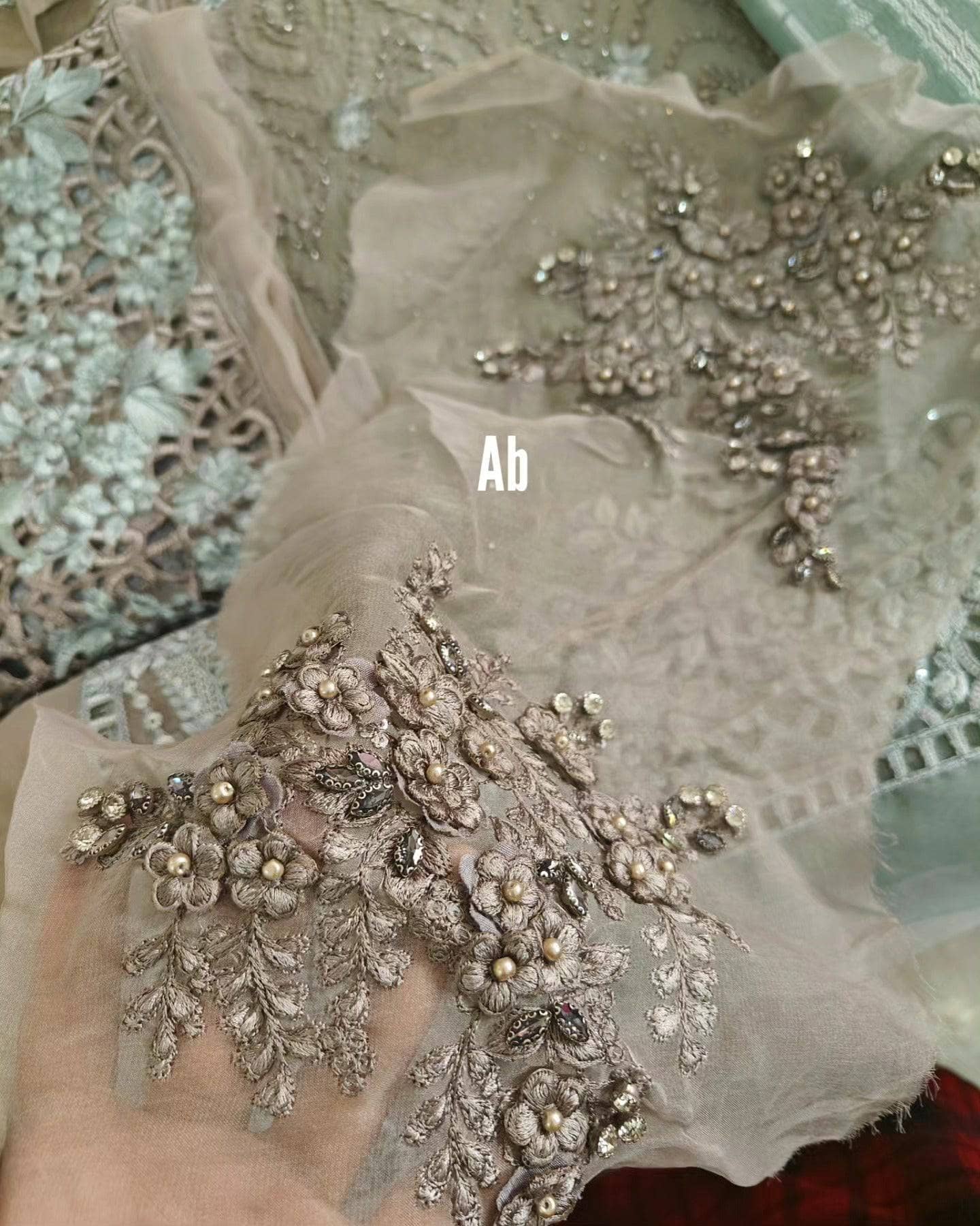 img_maria_b_mbroidered_chiffon_awwal_boutique