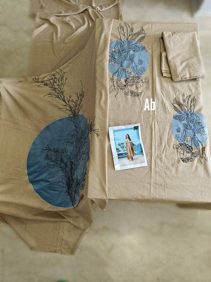 img_nishat_winter_23_awwal_boutique