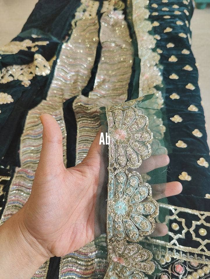 img_crimson_winter_velvet_collection_awwal_boutique