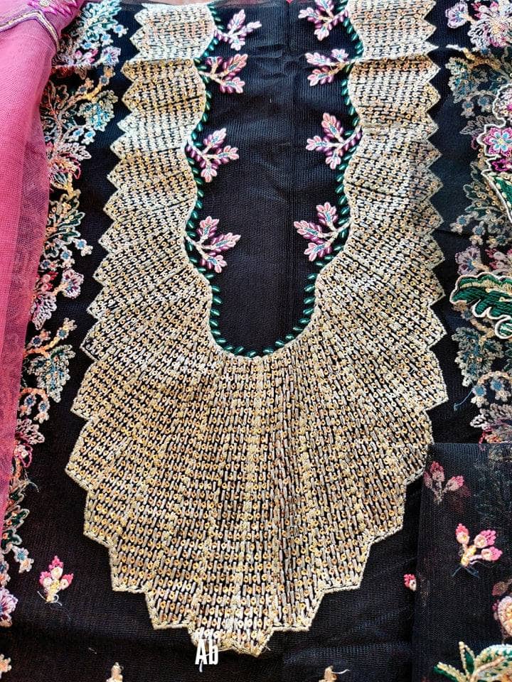 img_afrozeh_shehnai_open_pic_awwal_boutique