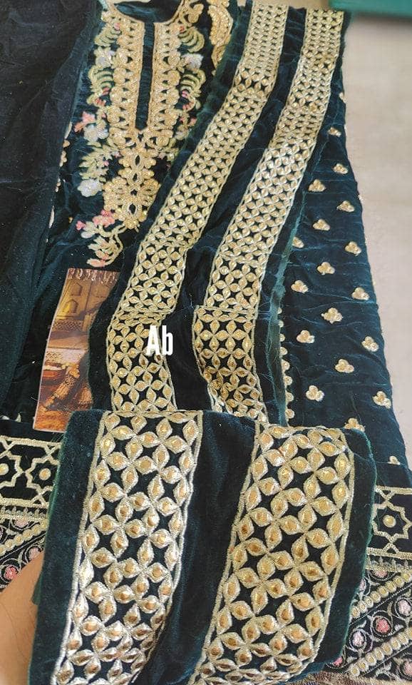 img_crimson_winter_velvet_collection_awwal_boutique