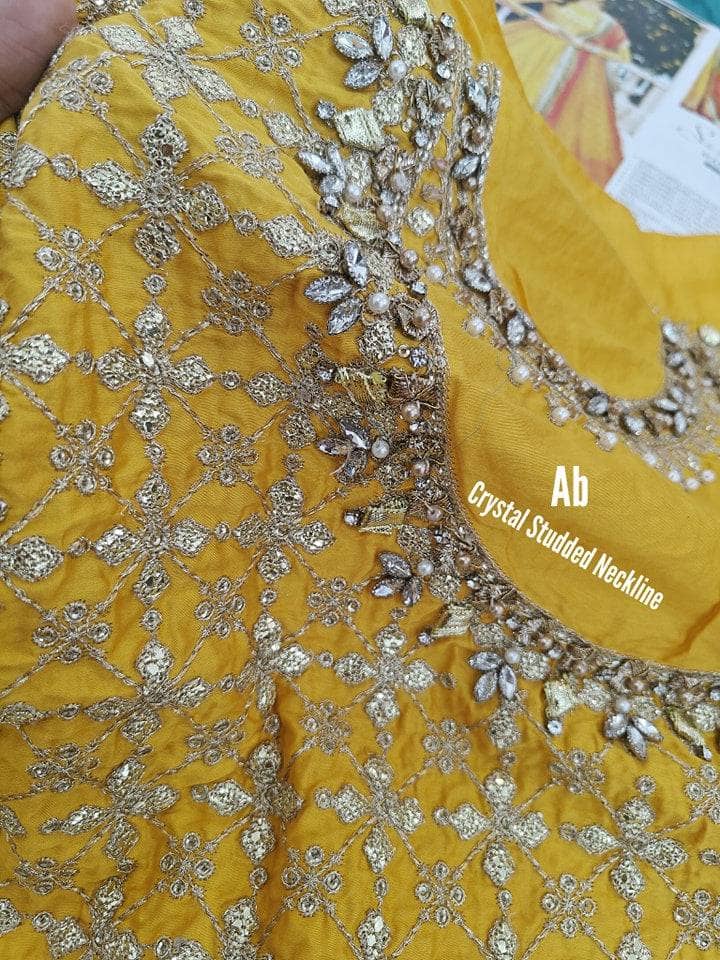 img_maria_b_sateen_open_pic_awwal_boutique