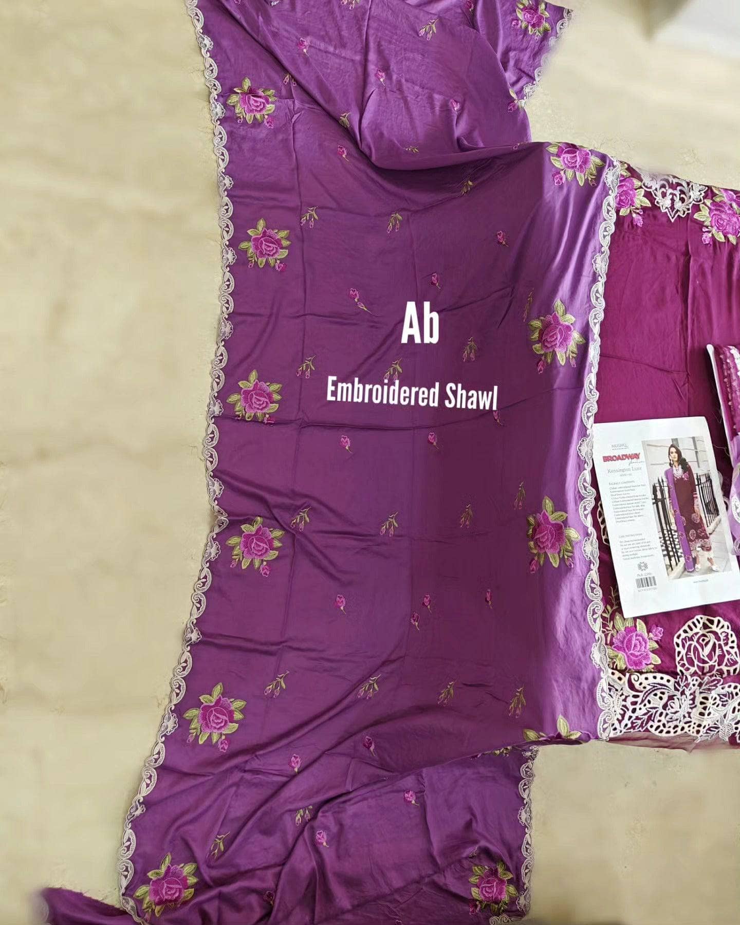 img_mushq_broadway_awwal_boutique