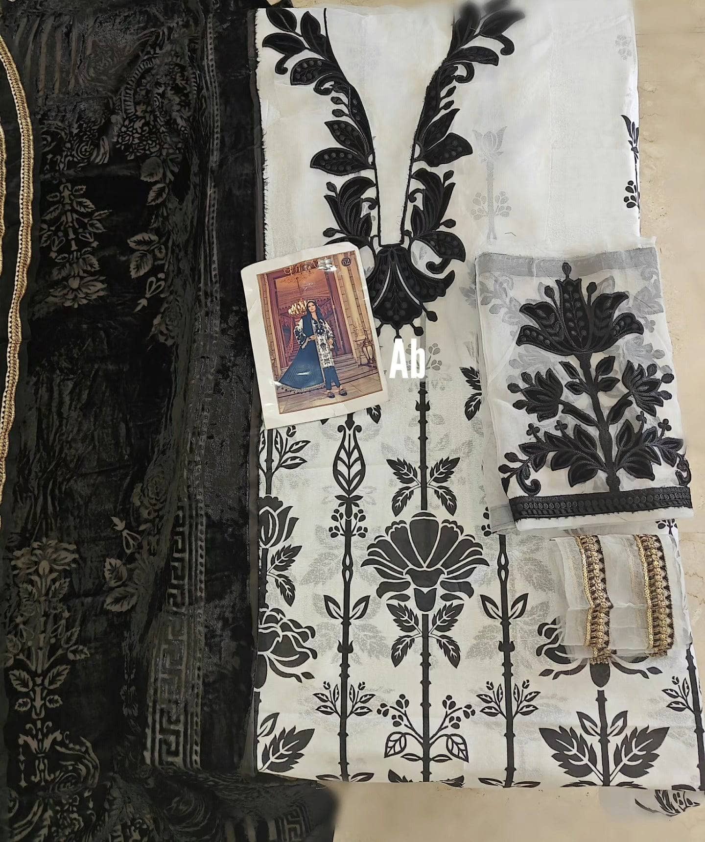 img_maria_b_linen_awwal_boutique