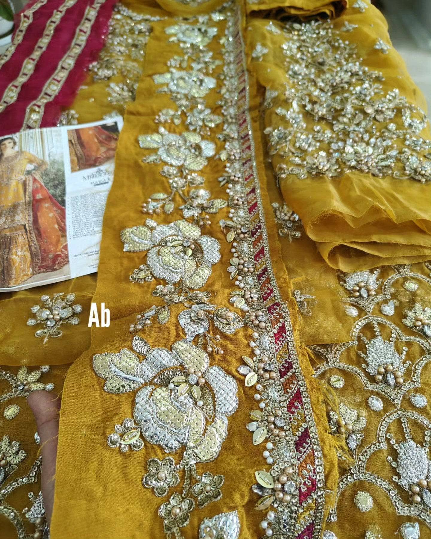 img_open_pic_maria_b_mbroidered_awwal_boutique