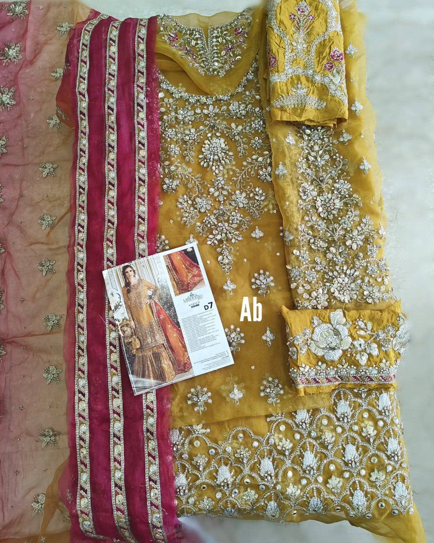 img_open_pic_maria_b_mbroidered_awwal_boutique