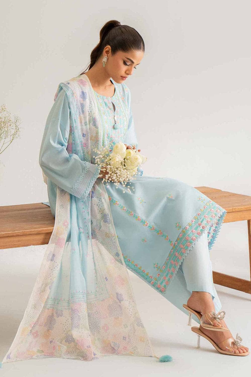 img_nishat_lawn_awwal_boutique