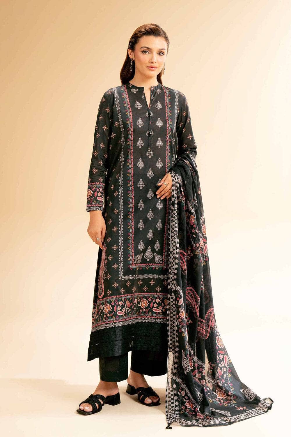 img_nishat_lawn_awwal_boutique