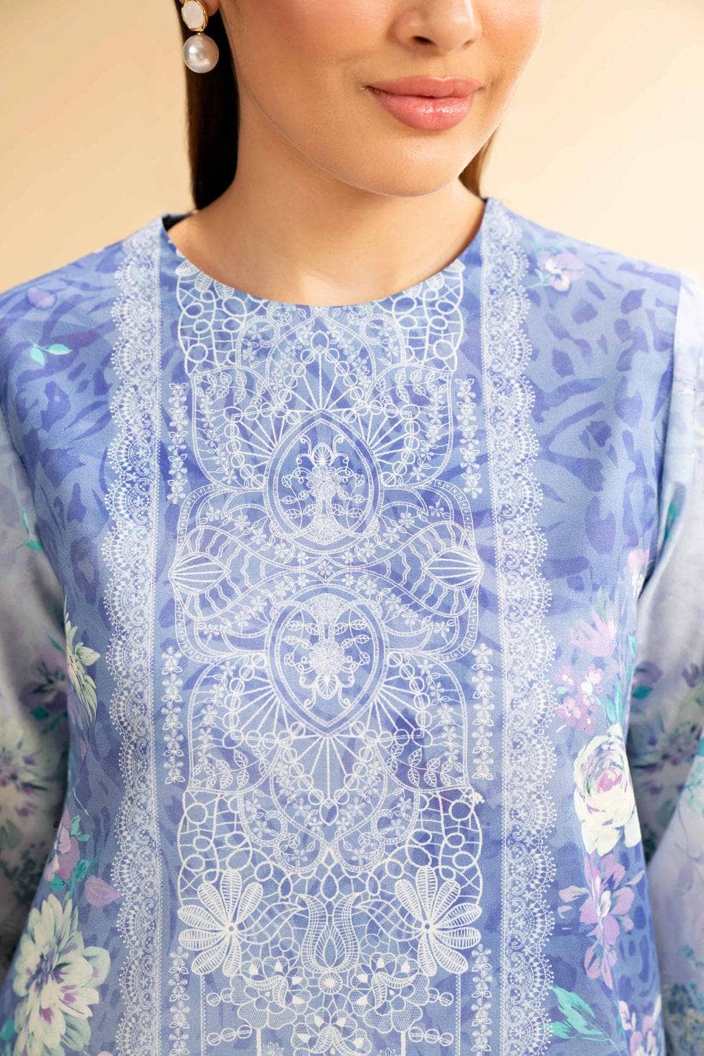 img_nishat_lawn_25_awwal_boutique