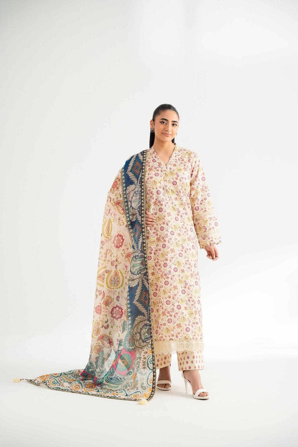 img_nishat_lawn_awwal_boutique