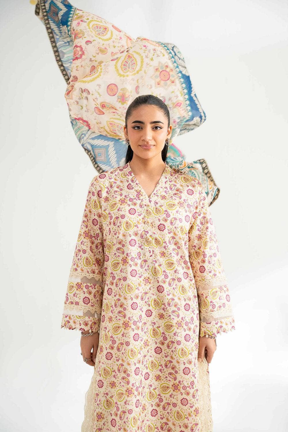 img_nishat_lawn_awwal_boutique