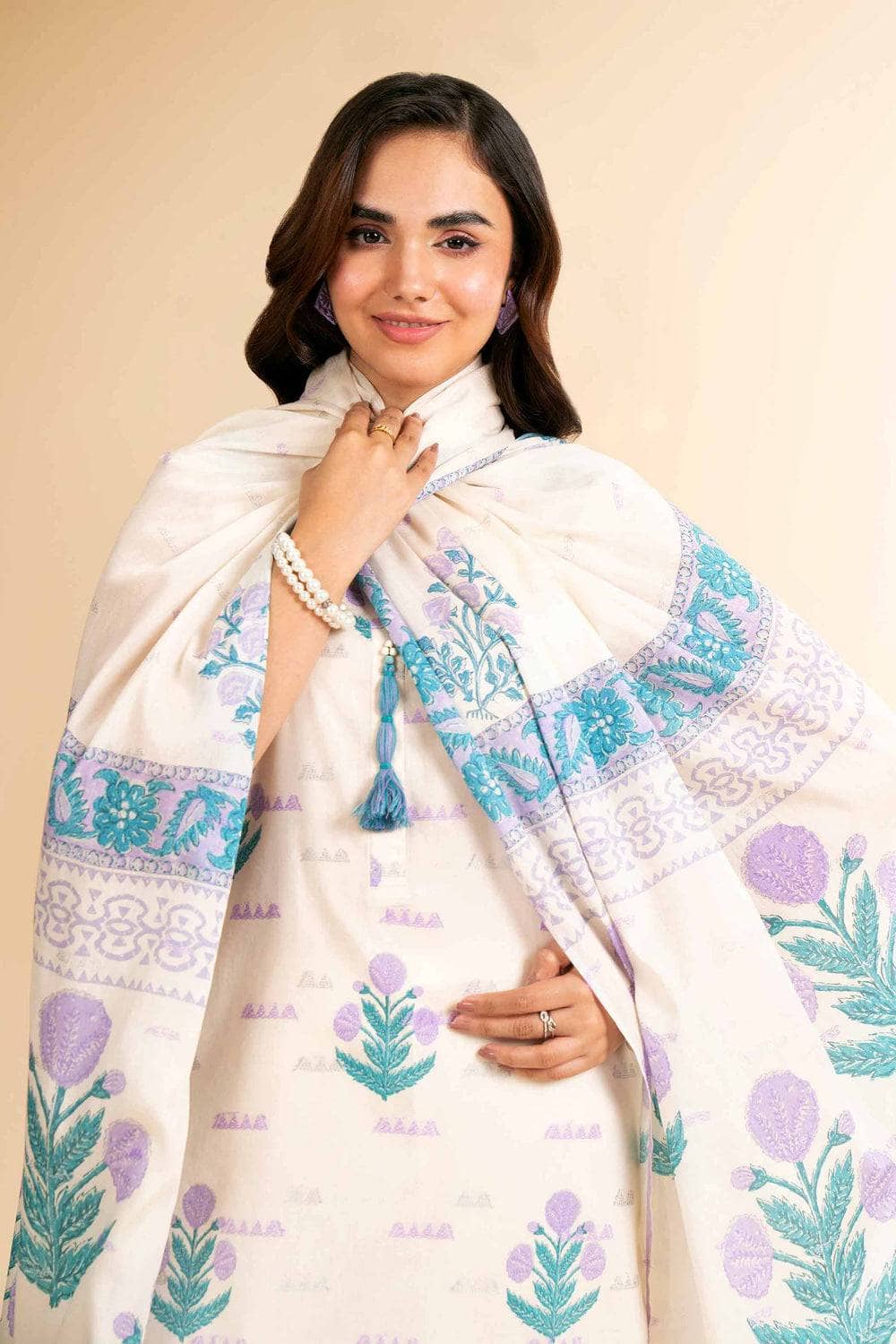 img_nishat_lawn_awwal_boutique