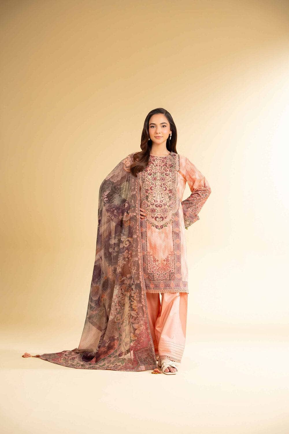 img_nishat_lawn_awwal_boutique