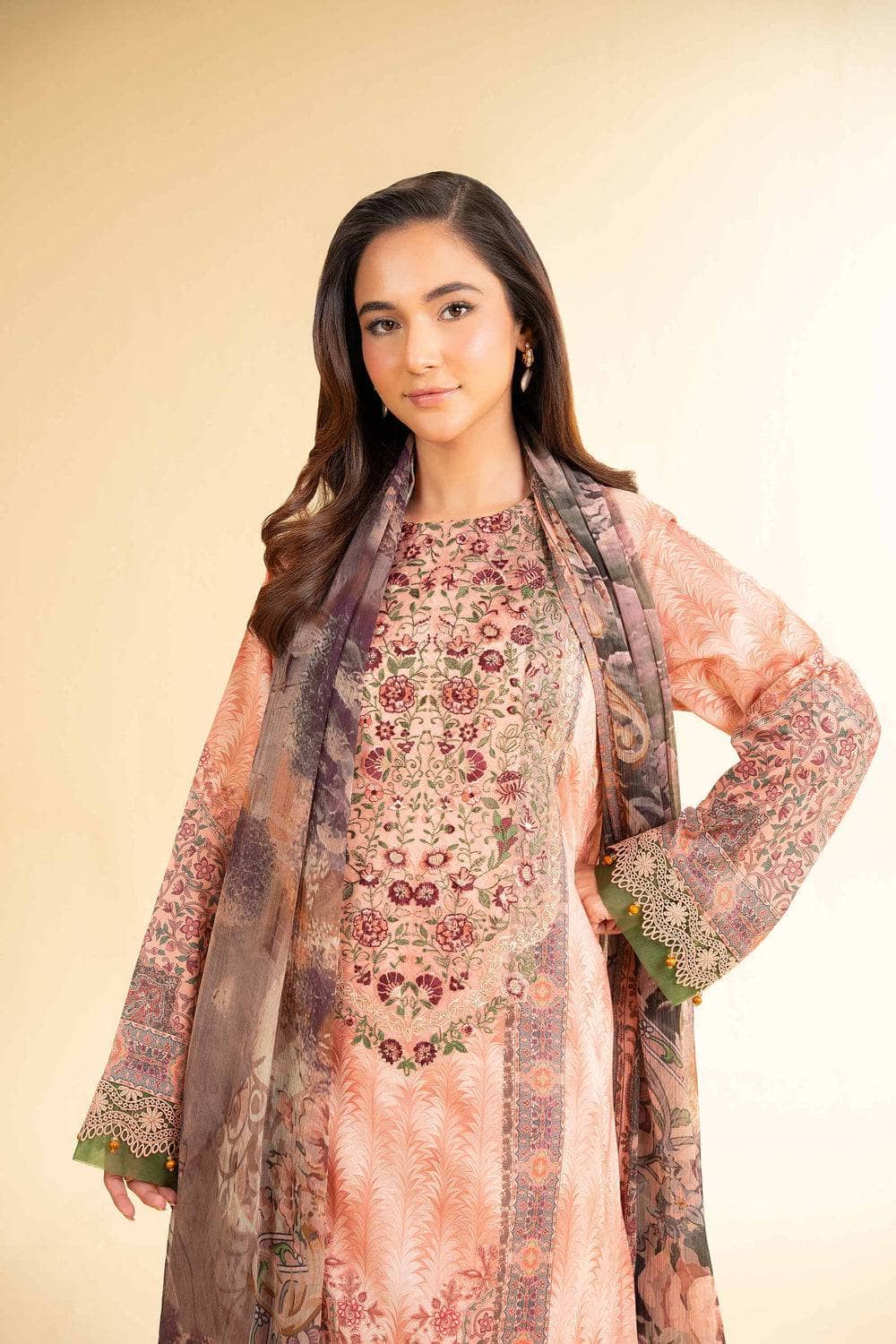 img_nishat_lawn_awwal_boutique