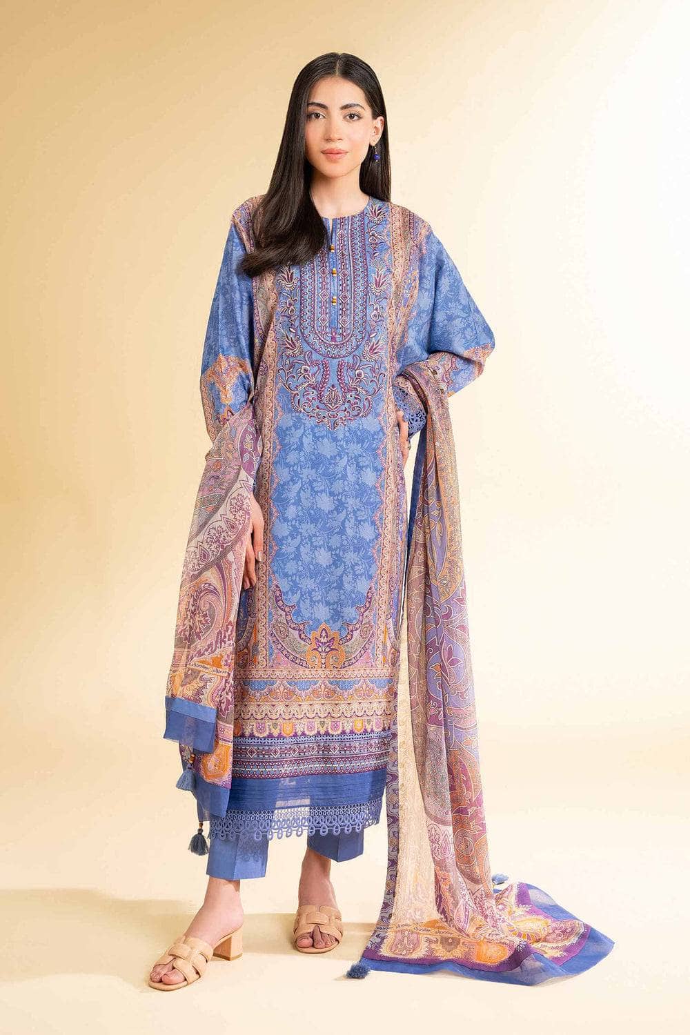 img_nishat_lawn_awwal_boutique