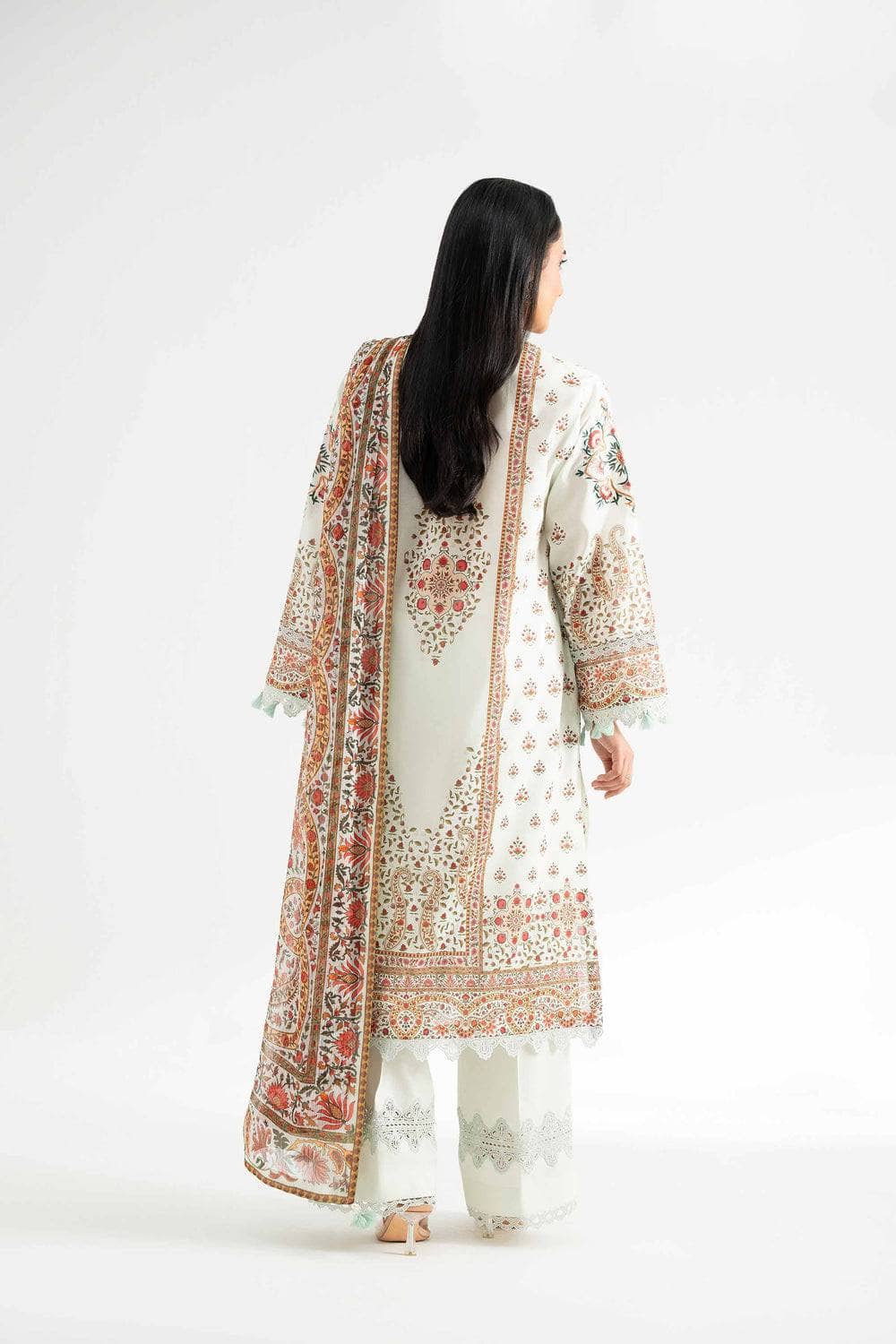 img_nishat_lawn_awwal_boutique
