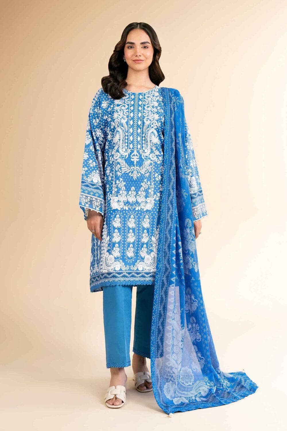 img_nishat_lawn_awwal_boutique