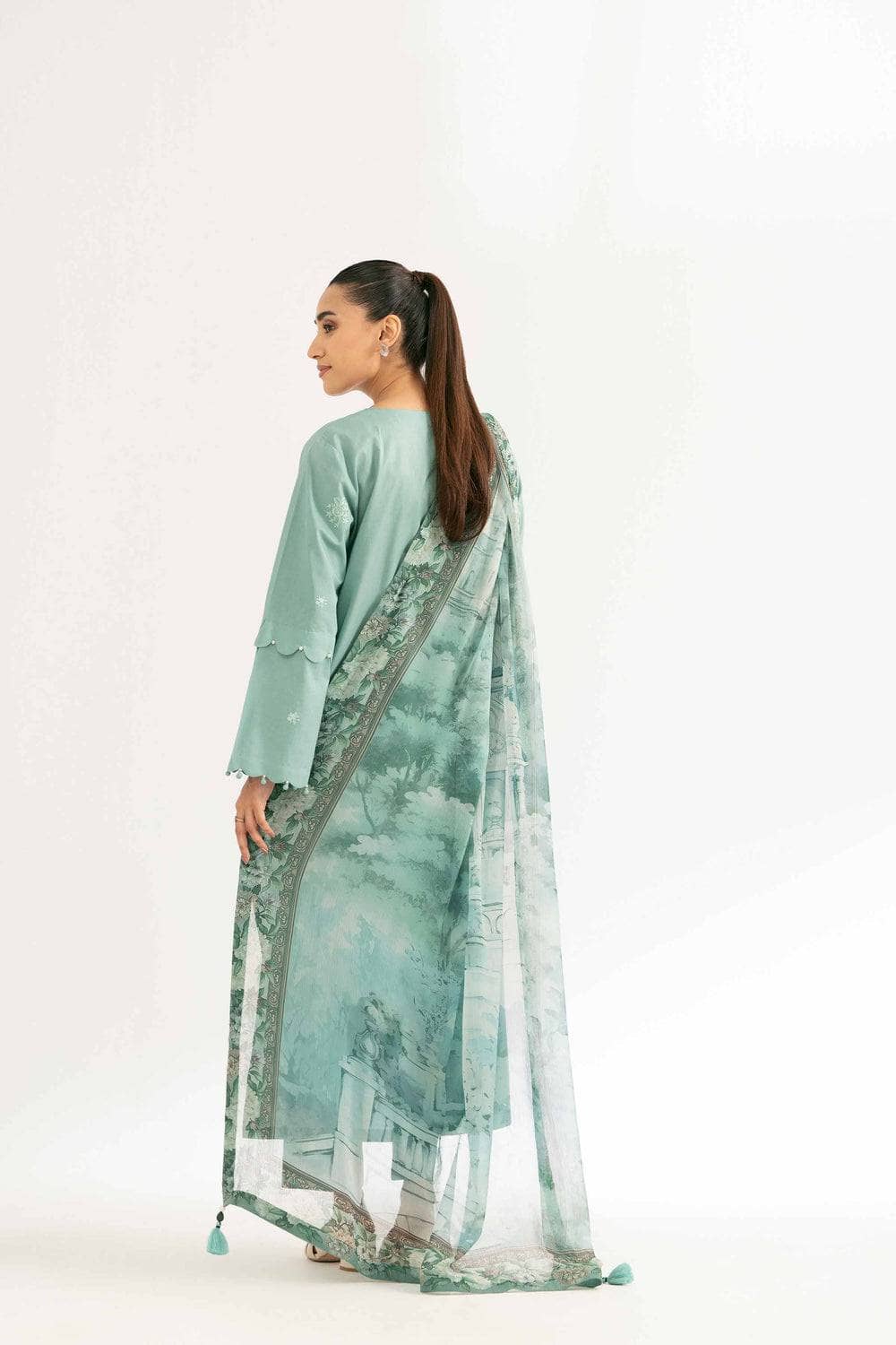 img_nishat_lawn_awwal_boutique