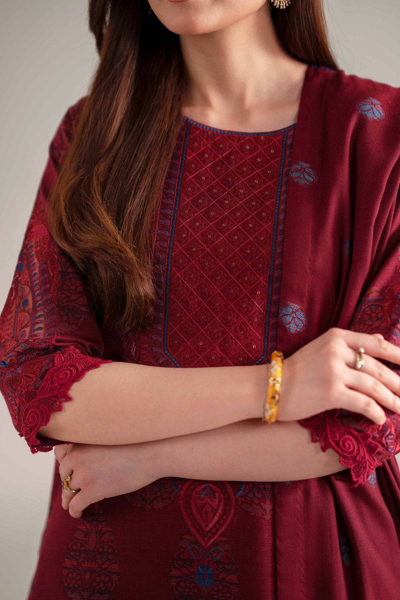 Nishat Winter 25/Printed Embroidered Suit - 42502522/Khaddar