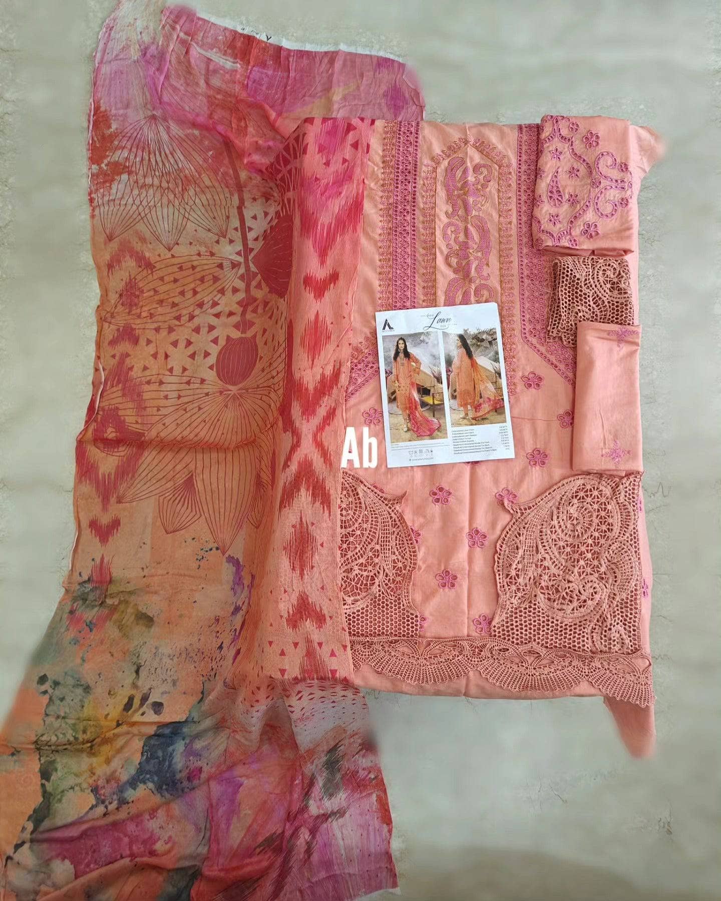 img_adans_libas_hafza_zia_awwal_boutique_open_pic