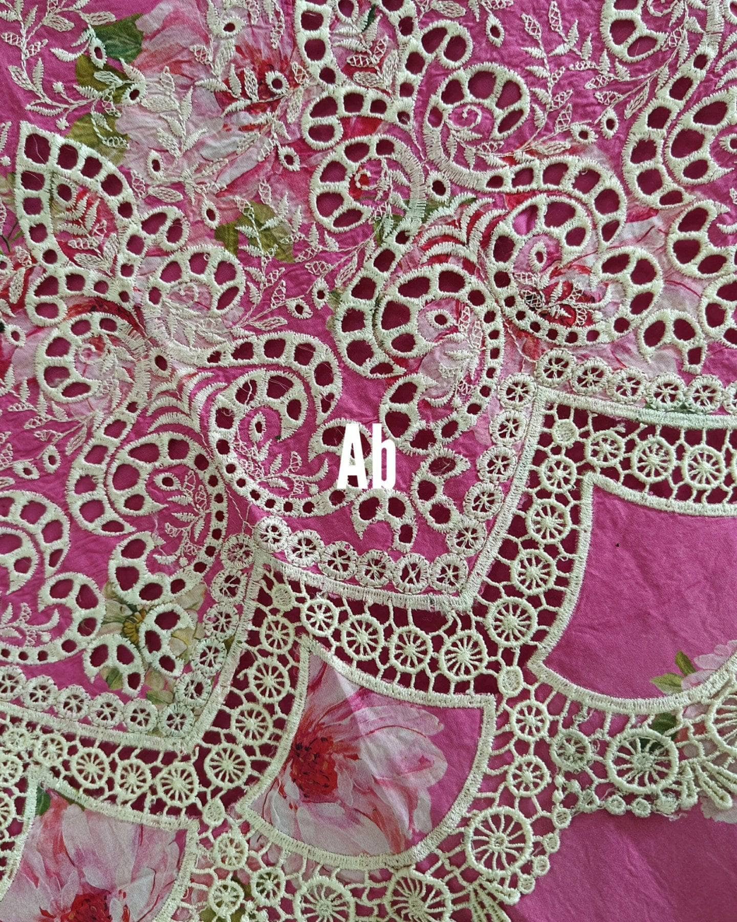 img_manara_by_maria_asif_beig_awwal_boutique