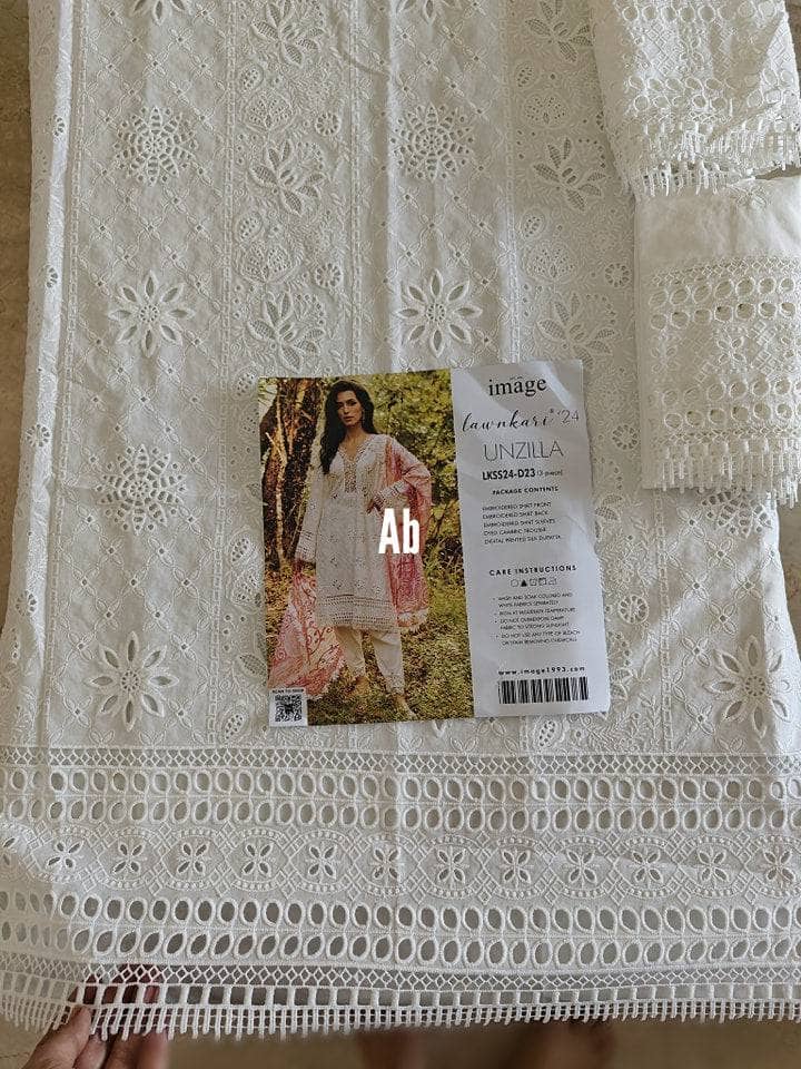 image_lawnkari_lawn_awwal_boutique