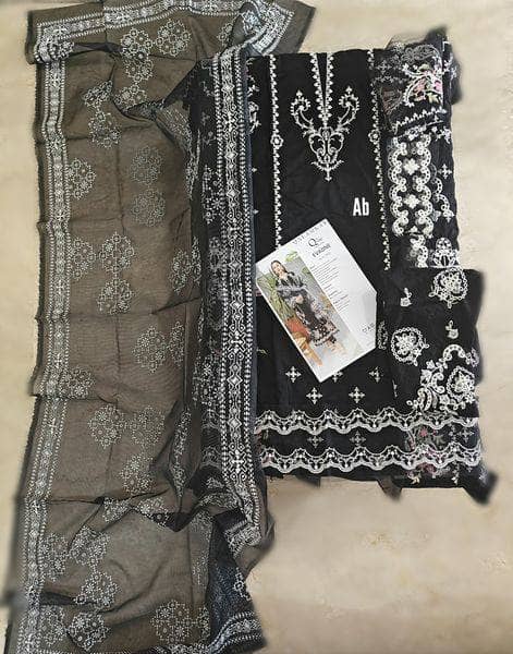 img_qalamkar_q_line_24_awwal_boutique