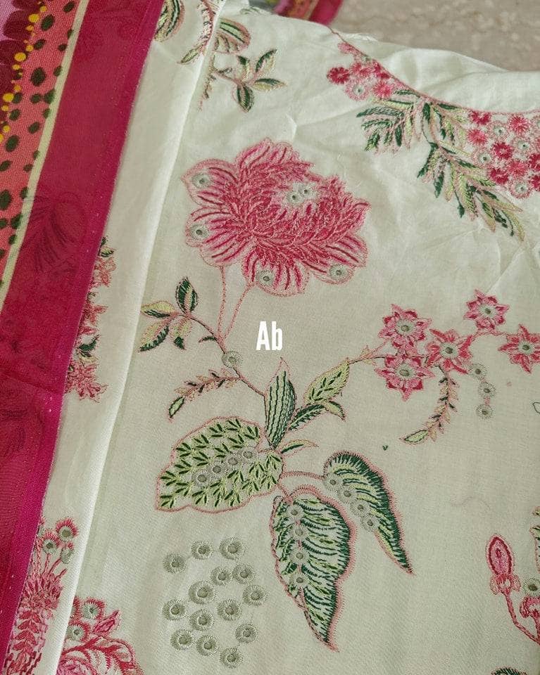 img_hussain_rehar_awwal_boutique