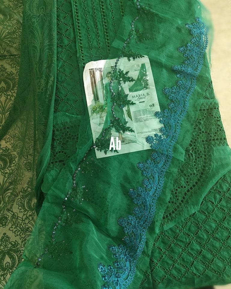 img_maria_b_lawn_24_awwal_boutkque