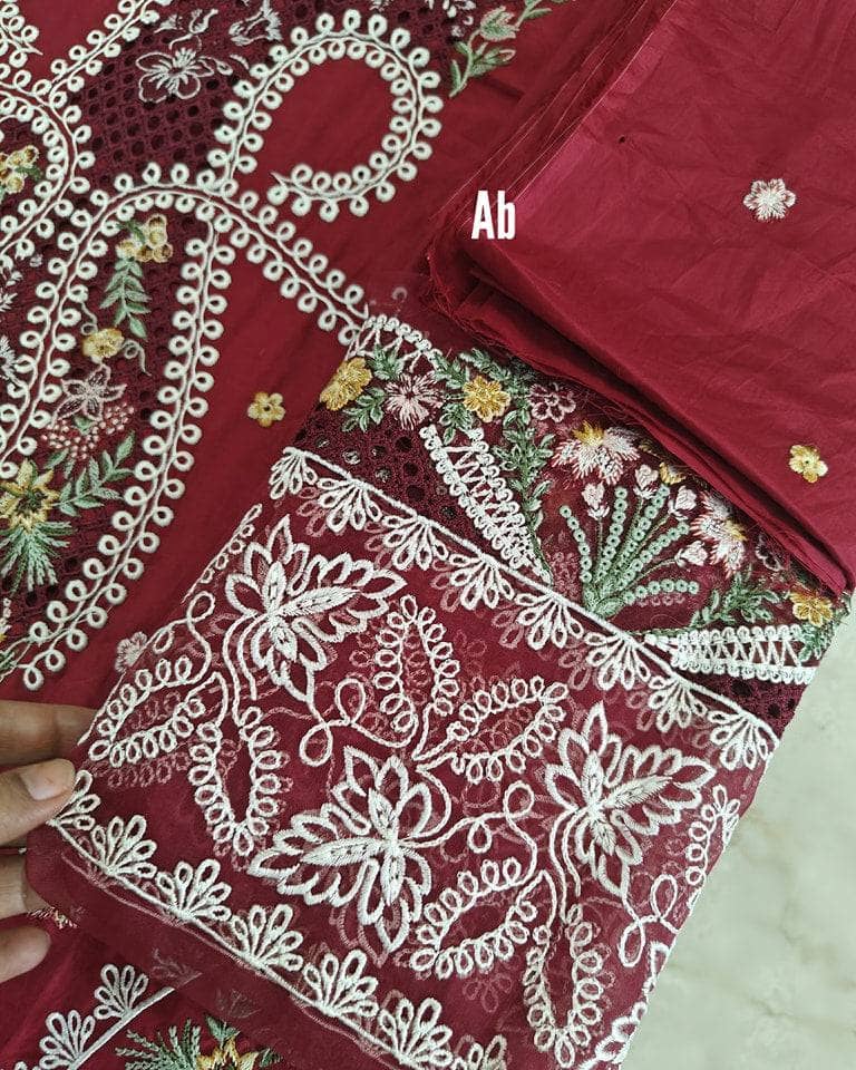 img_open_pic_qalamkar_q_line_awwal_boutique