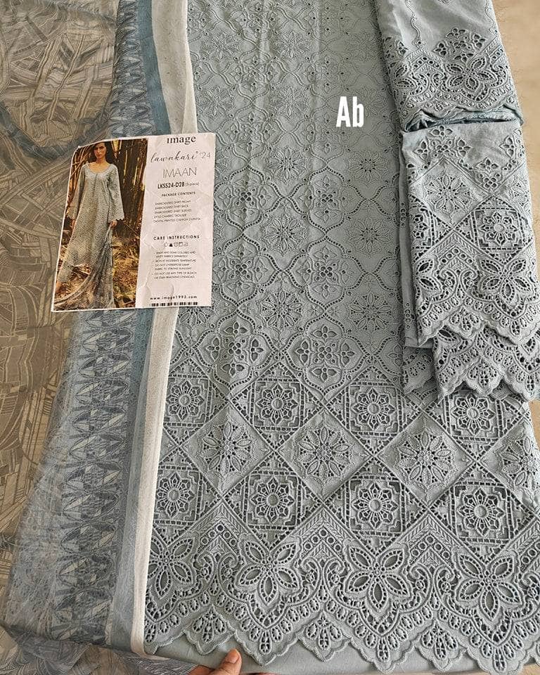 img_image_lawnkari_awwal_boutique