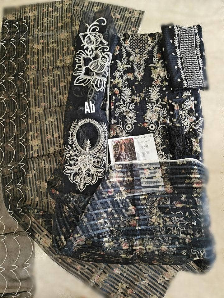 img_qalamkar_lawn_awwal_boutique