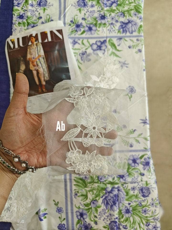 img_sana_safinaz_muzlin_winter_awwal_boutique