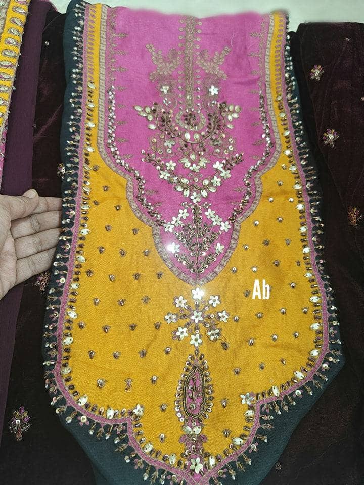 img_charizma_signora_Velvet_awwal_boutique