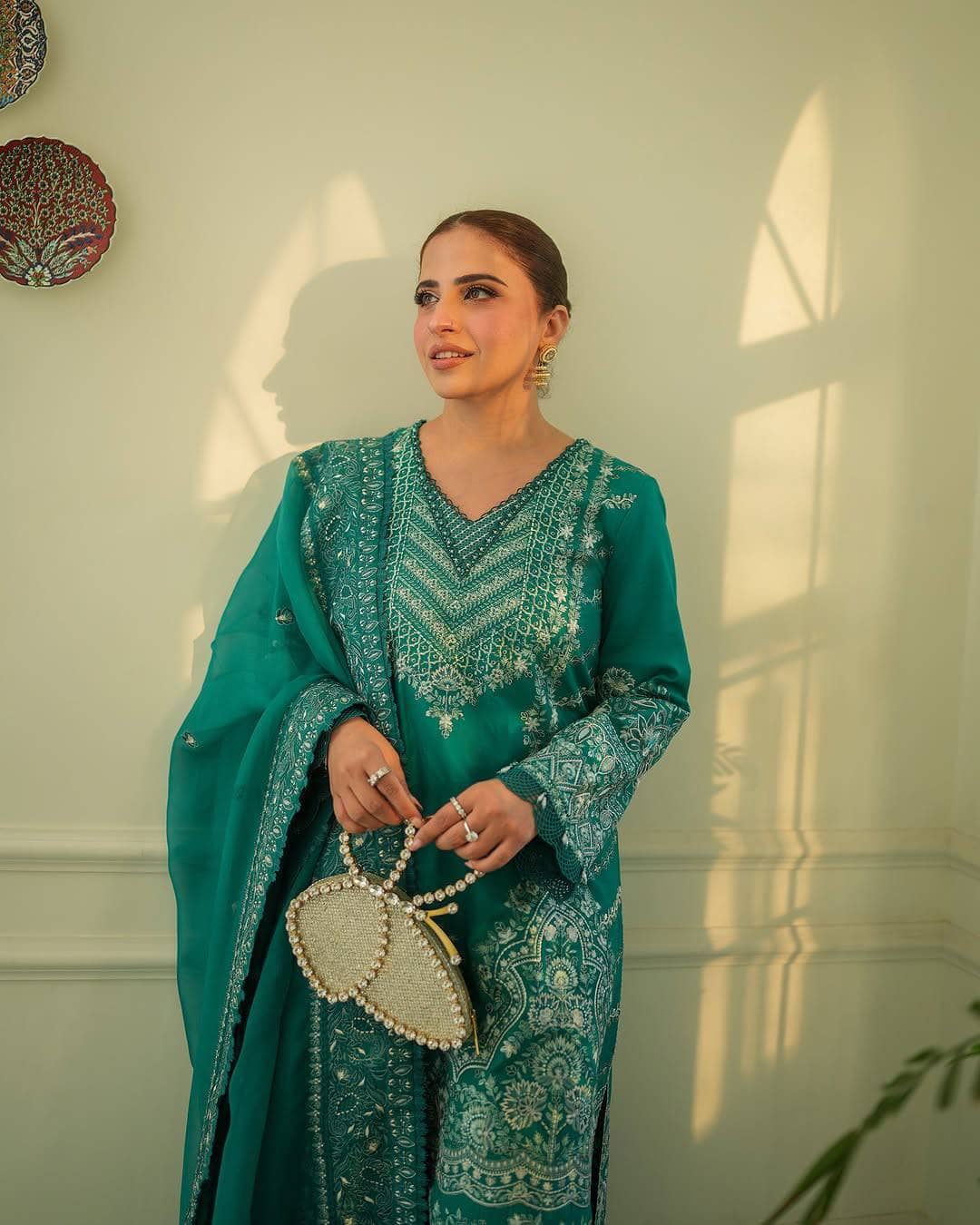 img_faiza_saqlain_awwal_boutique