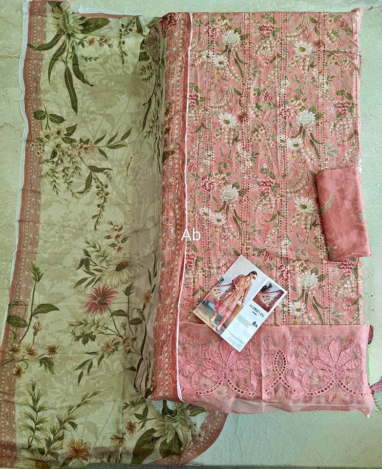 img_maria_b_m_prints_awwal_boutique