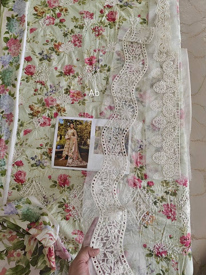 img_elaf_chikankari_awwal_boutique