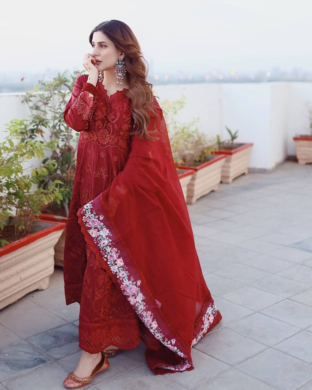 img_baroque_lawn_awwal_boutique